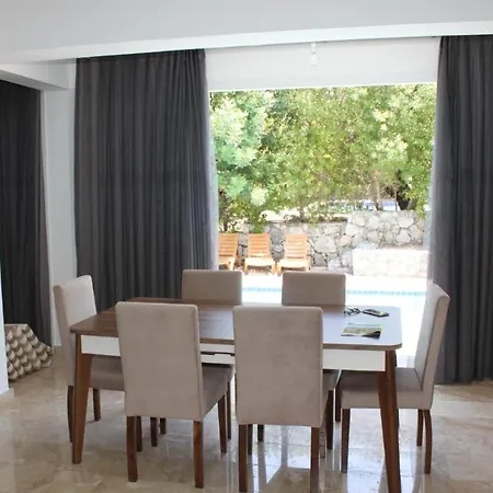 Tranquillity - In Beautiful Bellapais * Kazaphani