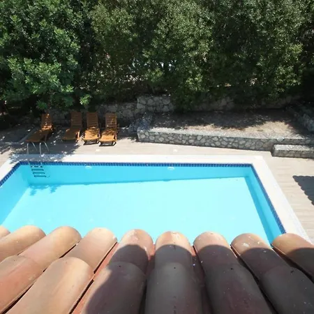 Tranquillity - In Beautiful Bellapais Vilă *